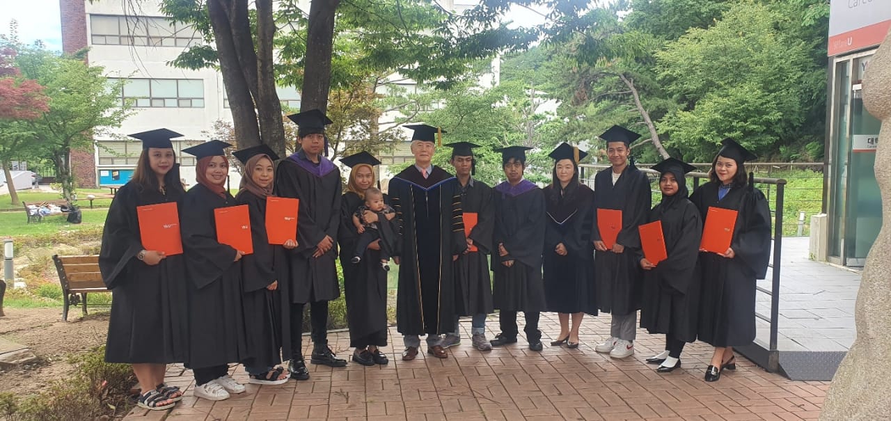 Mahasiswa Program Joint Degree UNTAG Lulus Di Youngsan Universty.