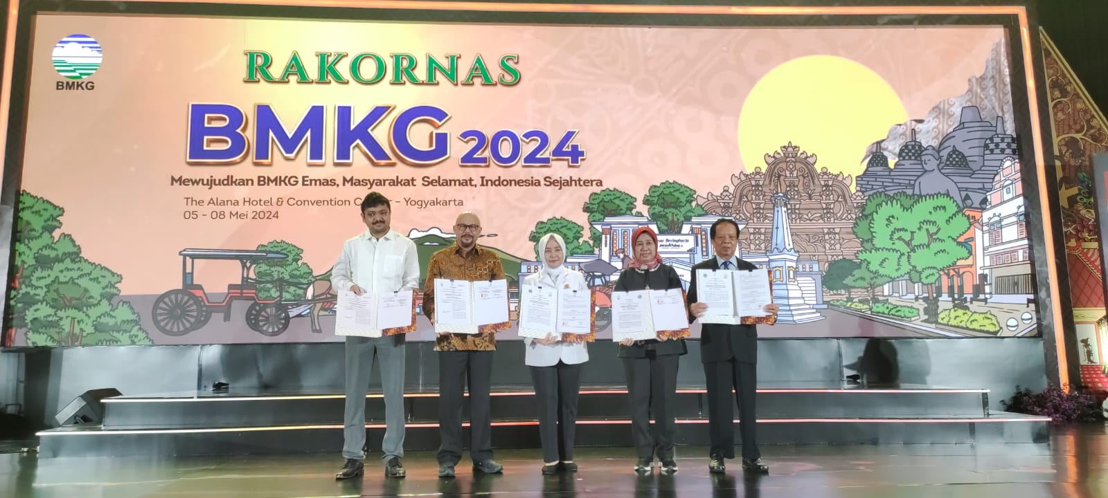 Rektor Untag Hadiri Rakornas BMKG di Yogyakarta